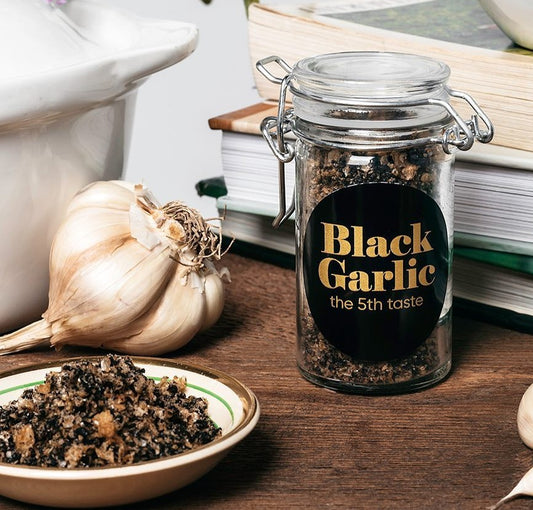 BLACK GARLIC SEA SALT BLEND image 0